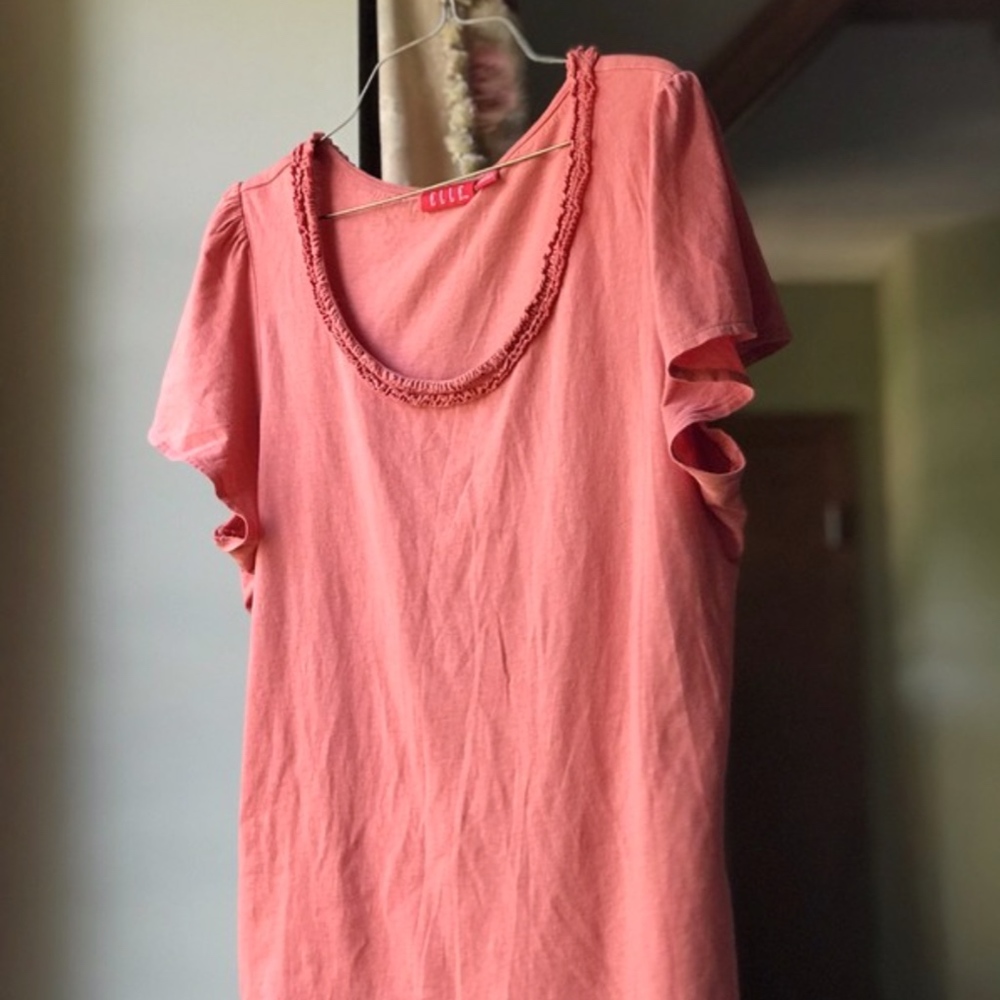Coral Tee (ELLE)